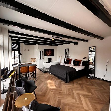 兹沃勒Borrel & Bed Onder Zeil住宿加早餐旅馆 外观 照片